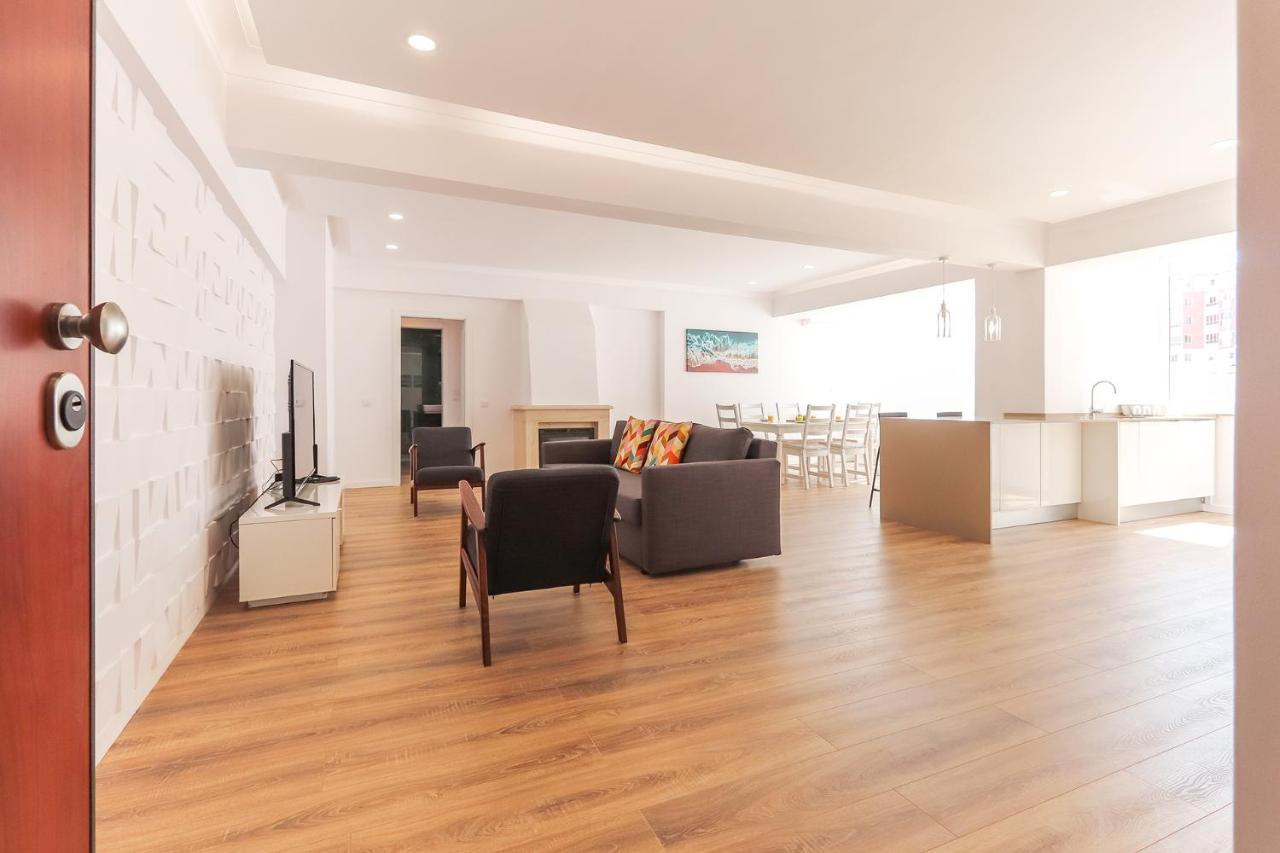 Vita Portucale ! Costa Da Caparica Sunny Design Apartment ภายนอก รูปภาพ