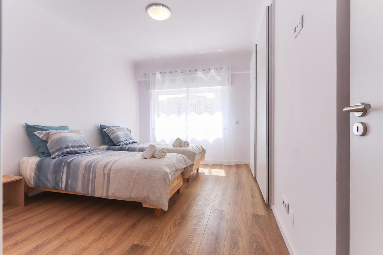 Vita Portucale ! Costa Da Caparica Sunny Design Apartment ภายนอก รูปภาพ
